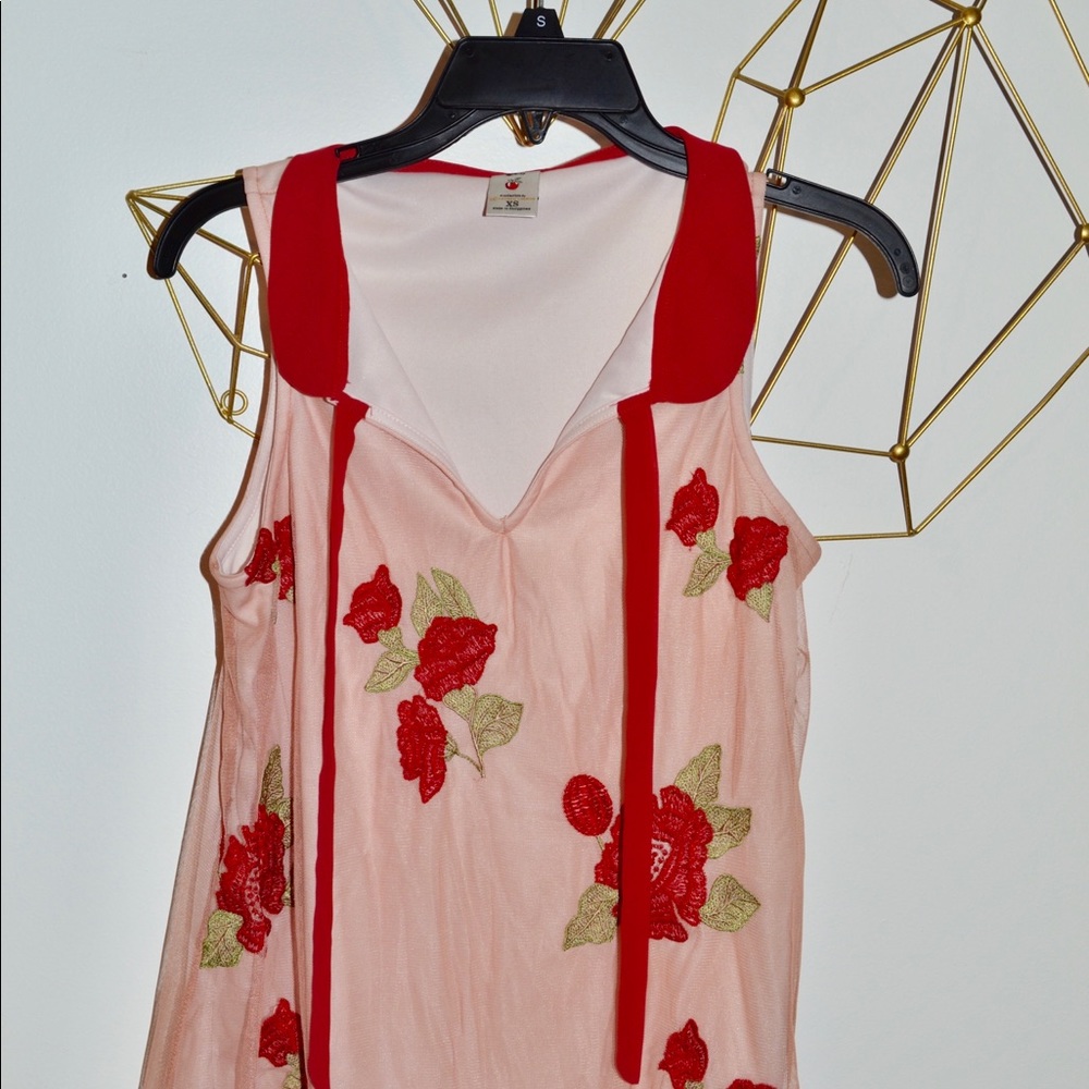 FLORAL TANK - Picture 2 of 3